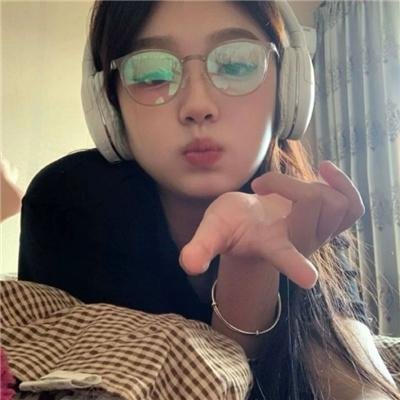 同龄人
